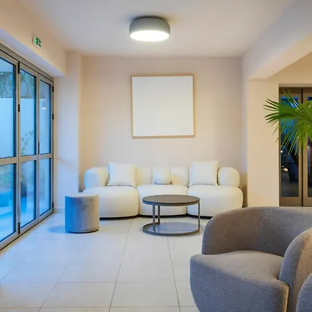 Vozina Appart hôtel Metamórfosi