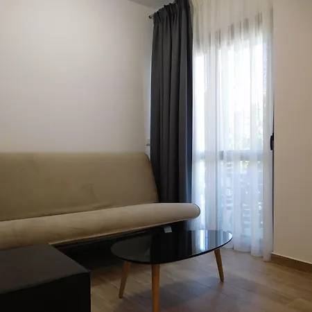 Aparthotel Vozina